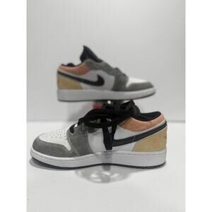 Size 5Y - Nike Air Jordan 1 Low SE
